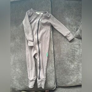 Kids Gray One-Piece Zipper Sleep Suit